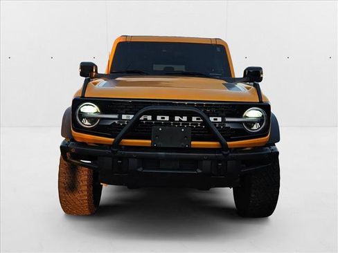 Used 2021 Ford Bronco First Edition image 2