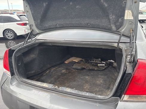 Used 2008 Chevrolet Impala LT FWD image 24