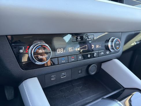 Used 2023 Mitsubishi Outlander SEL 40th Anniversary image 22