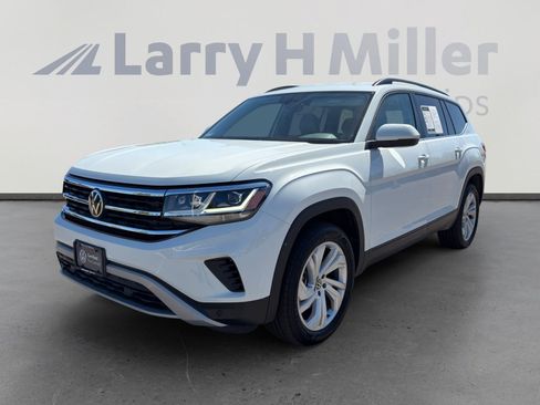 Used 2023 Volkswagen Atlas SE w/ Black Wheel Package AWD/4WD image 1