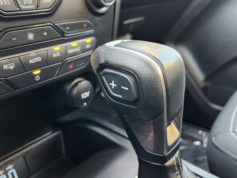 Used 2022 Ford Ranger XLT w/ Equipment Group 302A High image 34