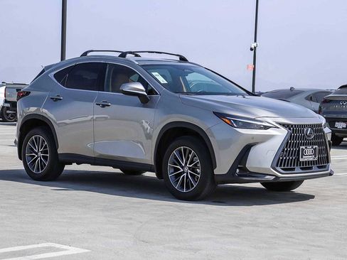Used 2024 Lexus NX 350h AWD image 3