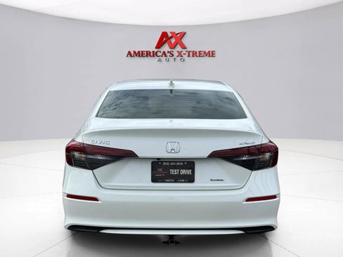 Used 2025 Honda Civic FWD Hybrid Sedan image 5