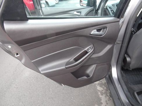 Used 2014 Ford Focus SE image 20