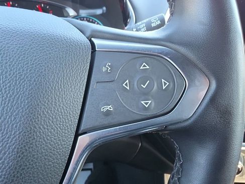 Used 2023 Chevrolet Traverse LT FWD image 13