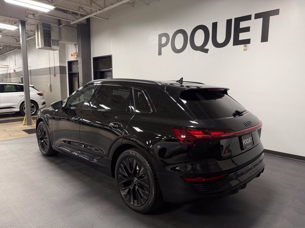 Used 2024 Audi Q8 e-tron Prestige w/ Prestige Package AWD/4WD image 6