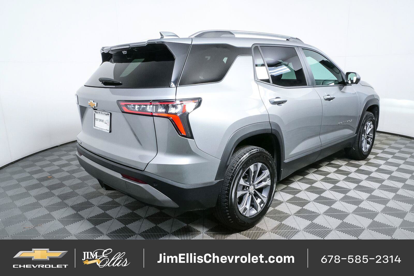 Certified 2025 Chevrolet Equinox LT w/ Convenience Package II FWD image 3