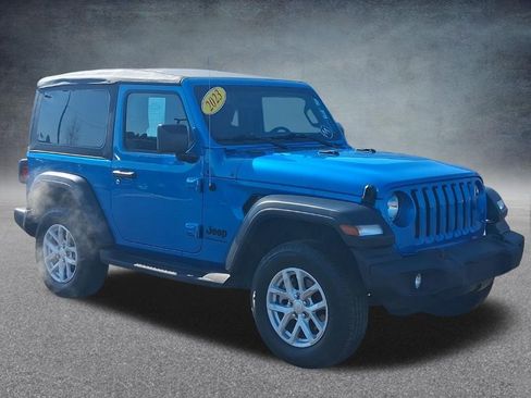 Used 2023 Jeep Wrangler Sport AWD/4WD image 4