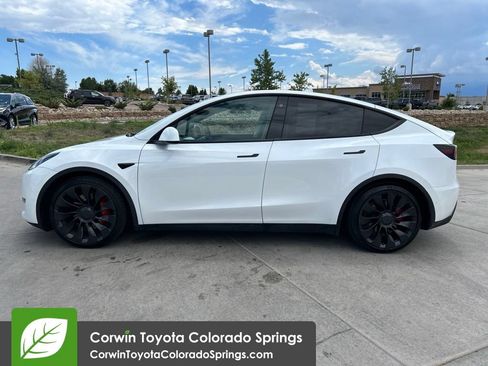 Used 2022 Tesla Model Y Performance AWD/4WD image 4