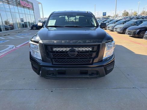 Used 2021 Nissan Titan SV AWD/4WD image 8