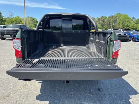 Used 2024 Nissan Titan SV w/ SV Bronze Edition Package image 27