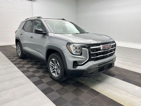 Used 2025 GMC Terrain Elevation w/ Elevation Premium Package image 7