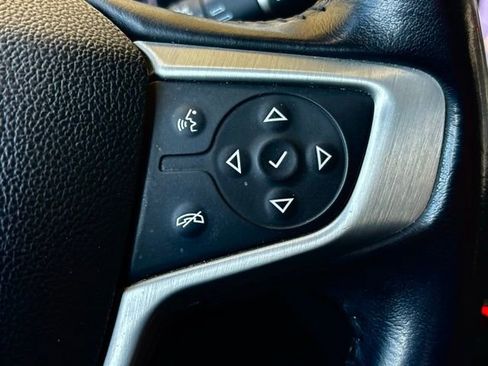 Used 2019 GMC Acadia SLT image 20