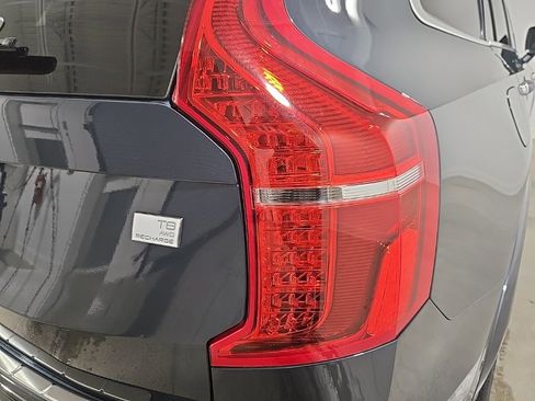 Used 2022 Volvo XC90 T8 Inscription image 20