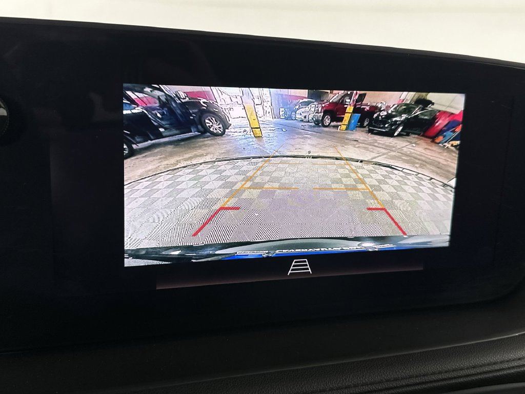 Used 2024 Buick Encore GX Sport Touring w/ Experience Buick Package AWD/4WD image 18