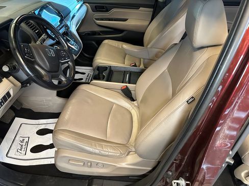 Used 2021 Honda Odyssey EX-L image 19