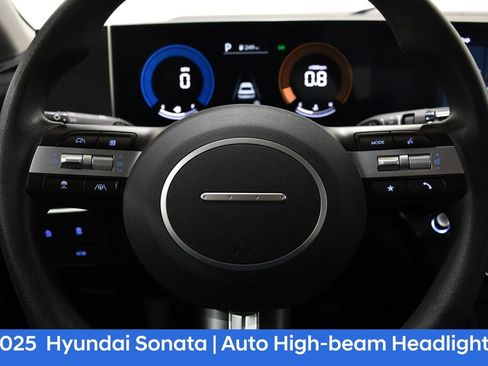 Certified 2025 Hyundai Sonata SE image 11