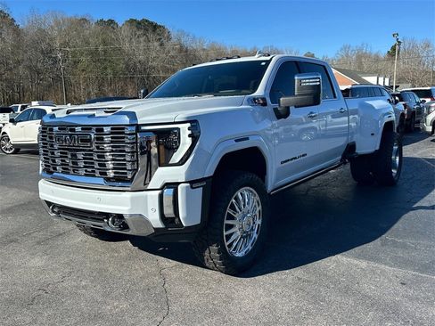 New 2026 GMC Sierra 3500 Denali w/ Denali Reserve Package image 2