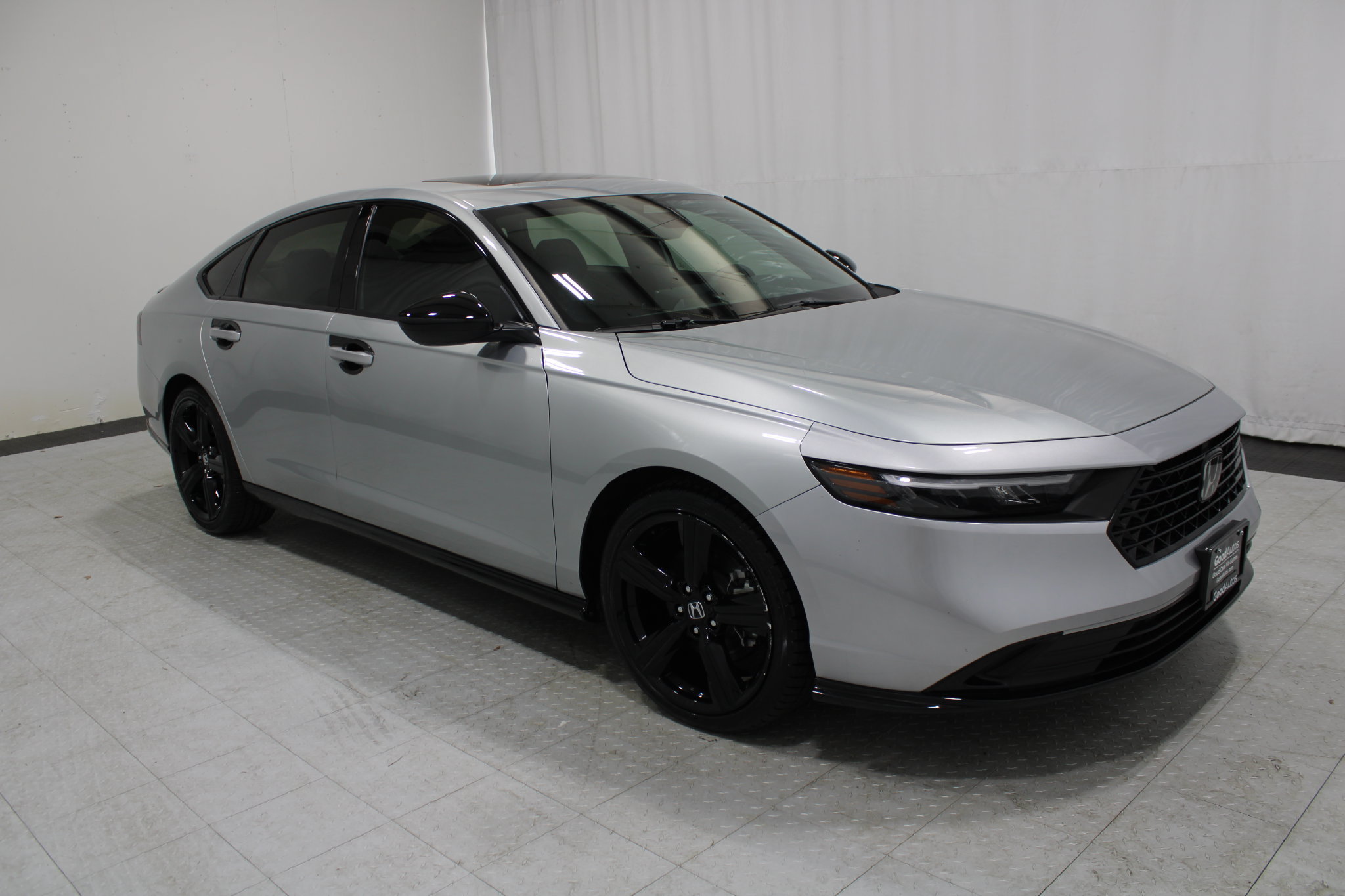 Used 2024 Honda Accord Sport image 4