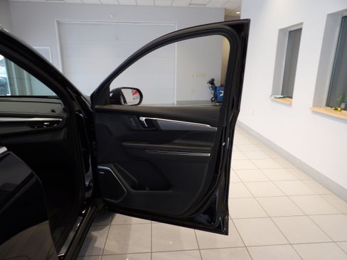 Used 2025 Buick Enclave Preferred image 26