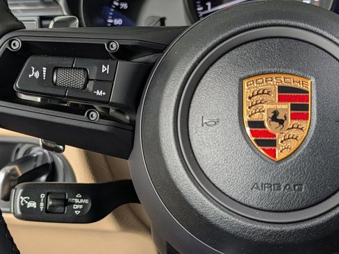 New 2026 Porsche Macan AWD/4WD image 36