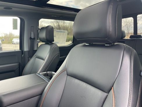New 2026 Ford F350 Lariat w/ Black Appearance Package AWD/4WD image 9