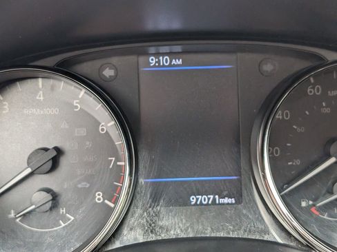 Used 2021 Nissan Rogue Sport S image 20