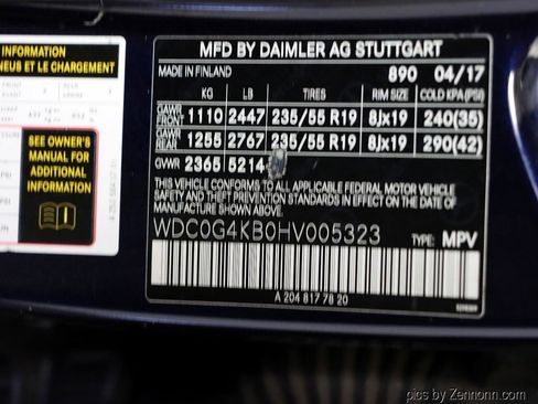 Used 2017 Mercedes-Benz GLC 300 4MATIC w/ Premium 2 Package image 39