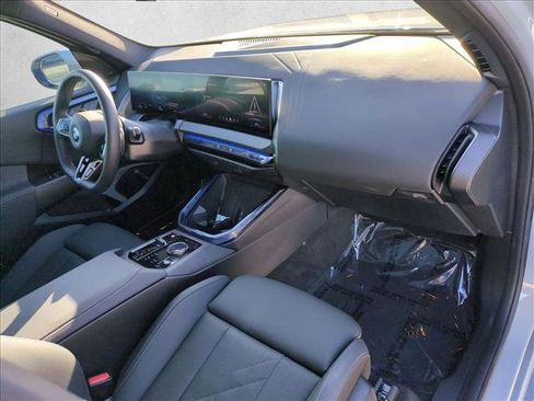 Certified 2025 BMW X3 xDrive30i w/ M Sport Package image 23