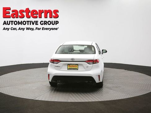 Used 2023 Toyota Corolla LE image 35