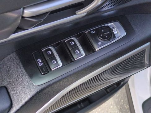 Certified 2023 Kia Telluride S AWD/4WD image 13