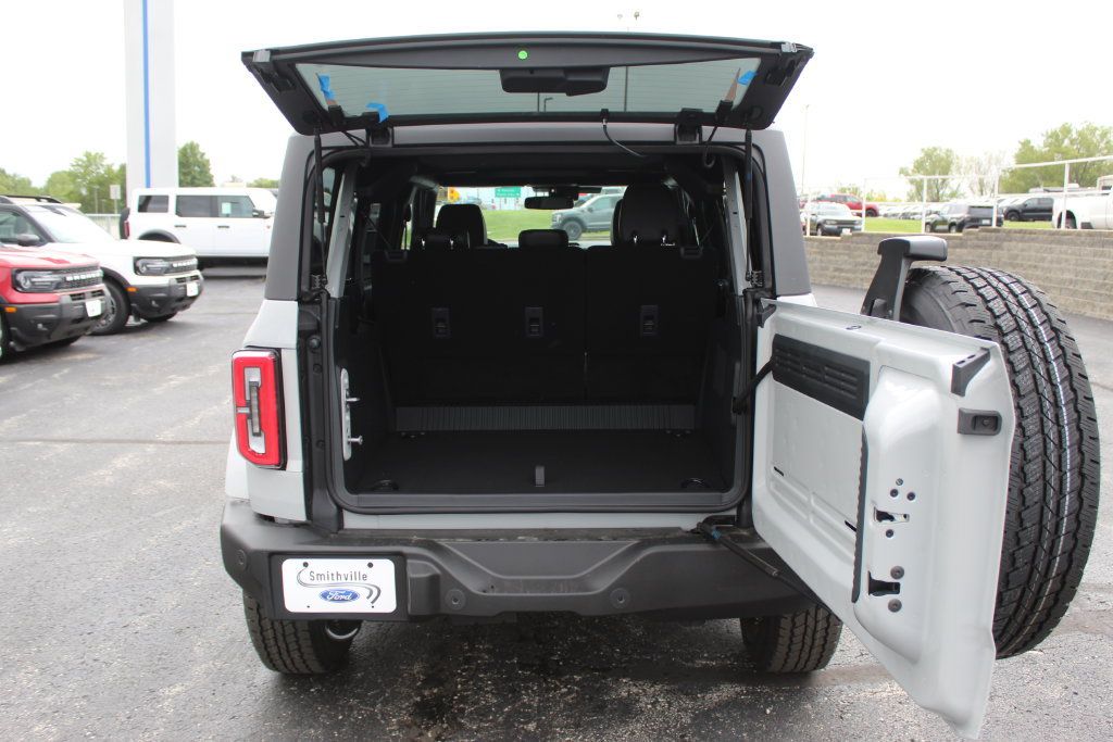 New 2026 Ford Bronco Outer Banks AWD/4WD image 16