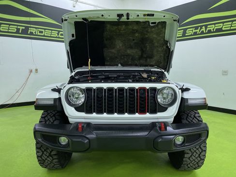 Used 2018 Jeep Wrangler Unlimited Rubicon image 4