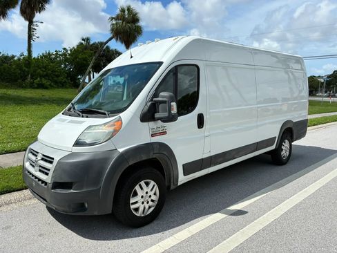 Used 2015 RAM ProMaster 3500 w/ Mopar Trailer Tow Group FWD image 10