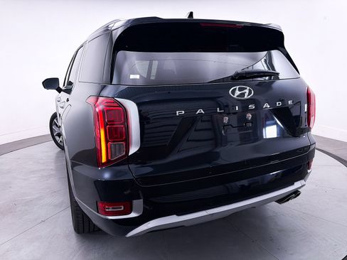 Used 2022 Hyundai Palisade Limited FWD image 10