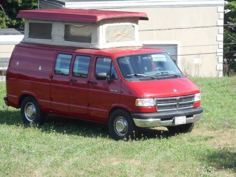 Used 1994 Dodge B350 RWD image 1