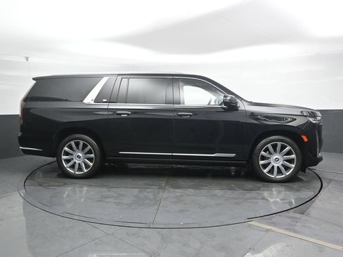 Used 2024 Cadillac Escalade ESV Premium Luxury Platinum AWD/4WD image 3