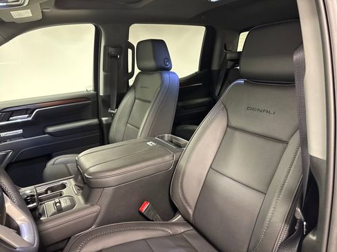New 2026 GMC Sierra 1500 Denali w/ Denali Reserve Package AWD/4WD image 26