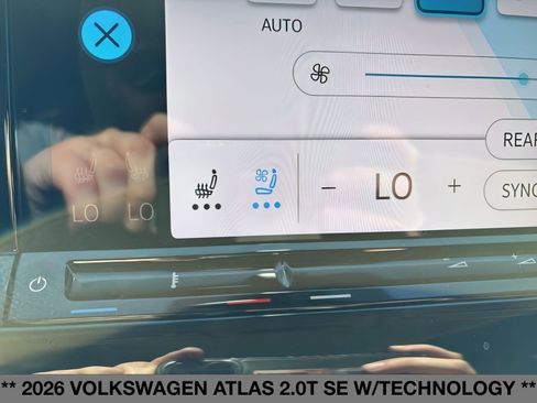 New 2026 Volkswagen Atlas SE image 29