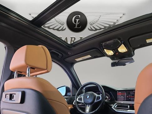 Used 2019 BMW X5 xDrive50i w/ M Sport Package AWD/4WD image 22