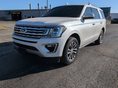 Used 2018 Ford Expedition Limited w/ Equipment Group 301A image 2