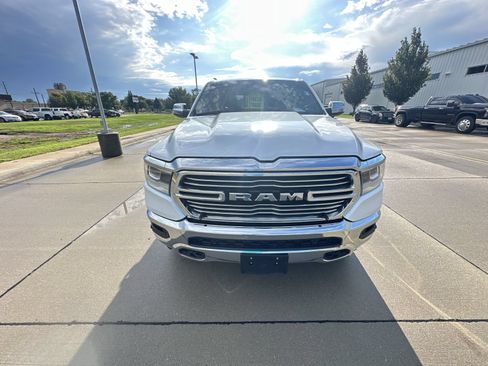 Used 2023 RAM 1500 Laramie AWD/4WD image 17