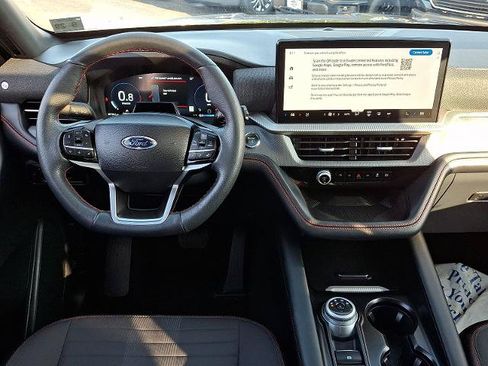 Certified 2025 Ford Explorer ST-Line AWD/4WD image 12