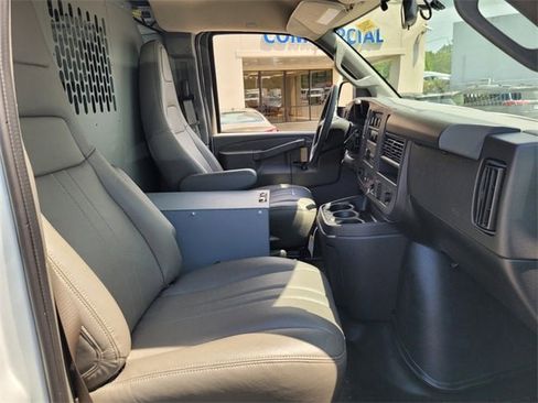 New 2025 Chevrolet Express 2500 WT w/ Driver Convenience Package image 15