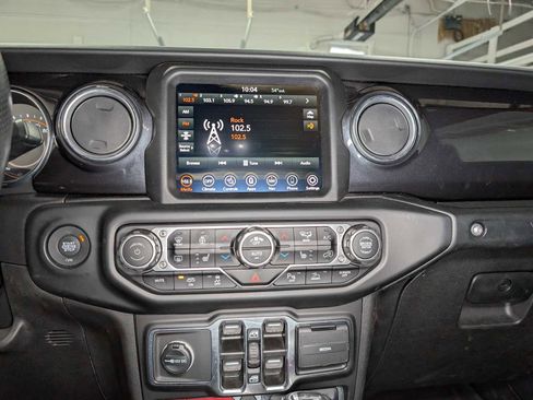 Used 2023 Jeep Wrangler Rubicon 392 w/ Xtreme Recon 35" Tire Package image 37