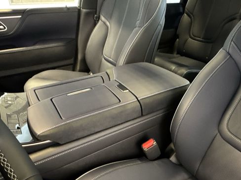 New 2026 INFINITI QX80 4WD image 21