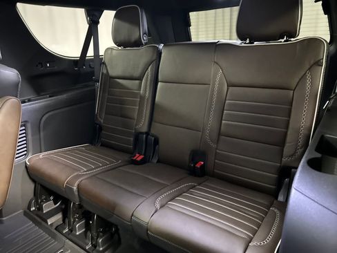 New 2026 GMC Yukon XL Denali Ultimate AWD/4WD image 24