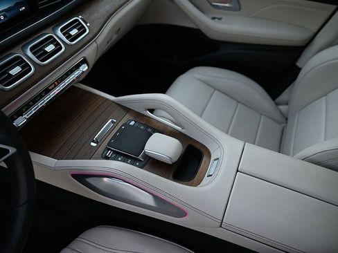 Certified 2024 Mercedes-Benz GLE 450 4MATIC image 22