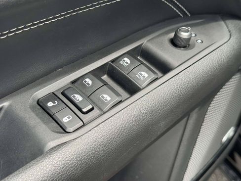 Used 2023 Jeep Compass High Altitude AWD/4WD image 16