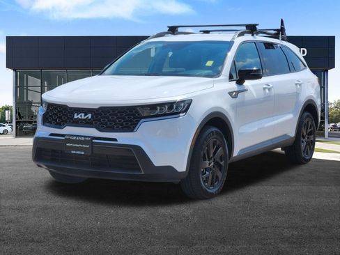 Used 2023 Kia Sorento S AWD/4WD image 4